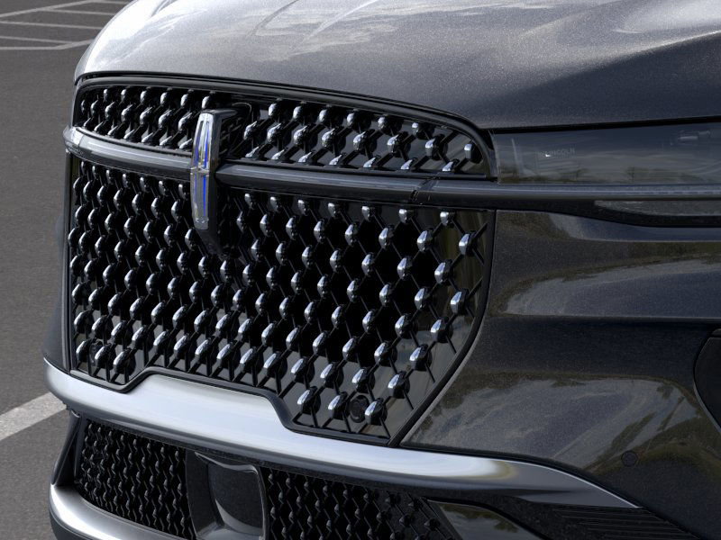 New 2026 Lincoln Nautilus Premier AWD/4WD image 17