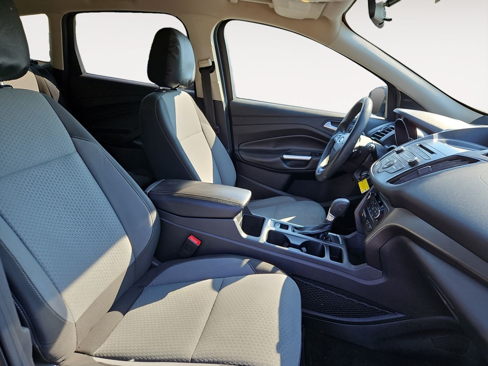 Used 2017 Ford Escape SE AWD/4WD image 15