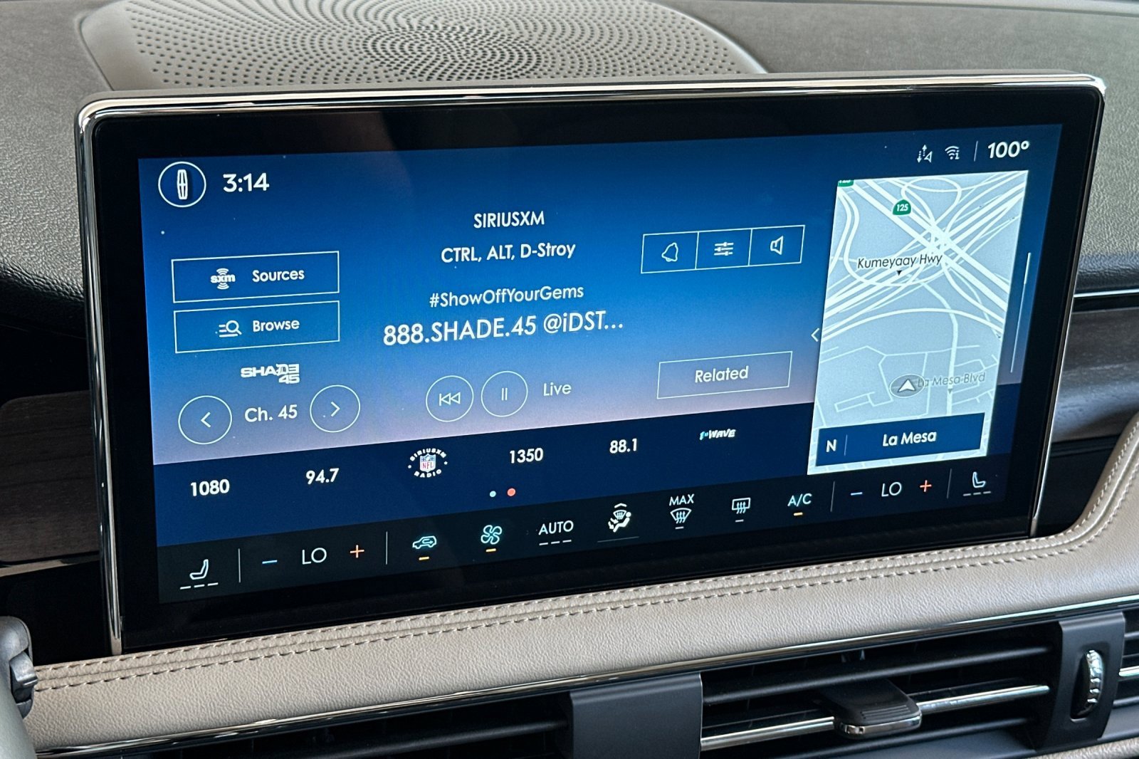 New 2025 Lincoln Corsair Grand Touring image 17