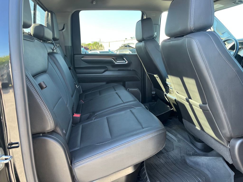 Used 2024 GMC Sierra 2500 Denali w/ Denali Reserve Package image 17