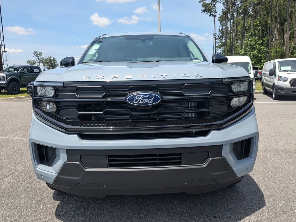 New 2026 Ford Expedition Active RWD image 9