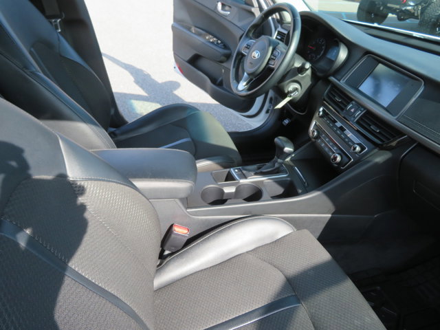 Used 2018 Kia Optima S w/ Panoramic Sunroof Package image 18