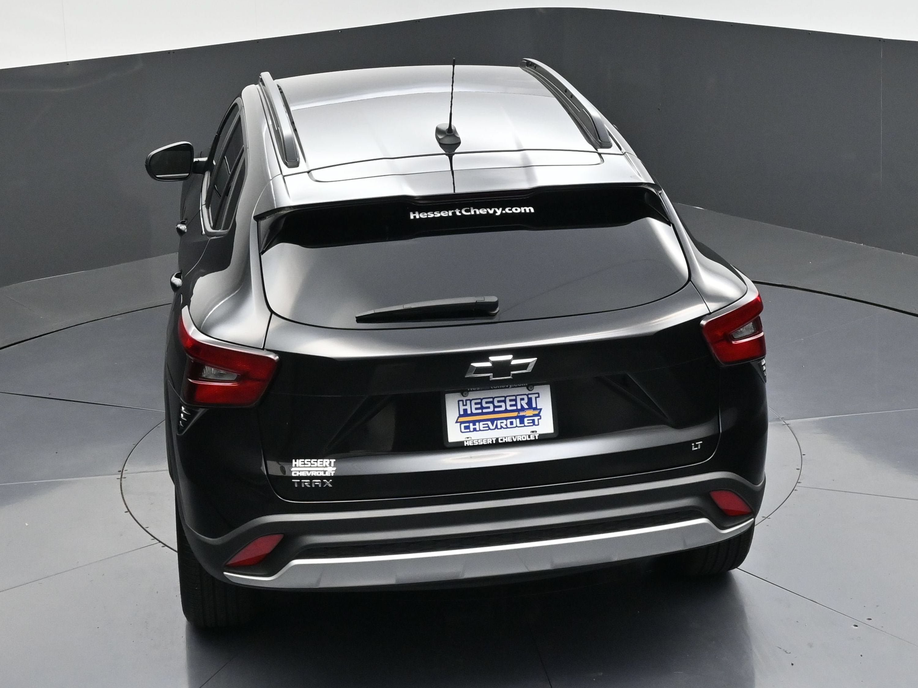 Used 2025 Chevrolet Trax LT w/ LT Convenience Package FWD image 45