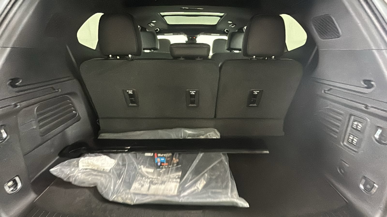 New 2026 Buick Enclave Sport Touring w/ Power Package FWD image 33