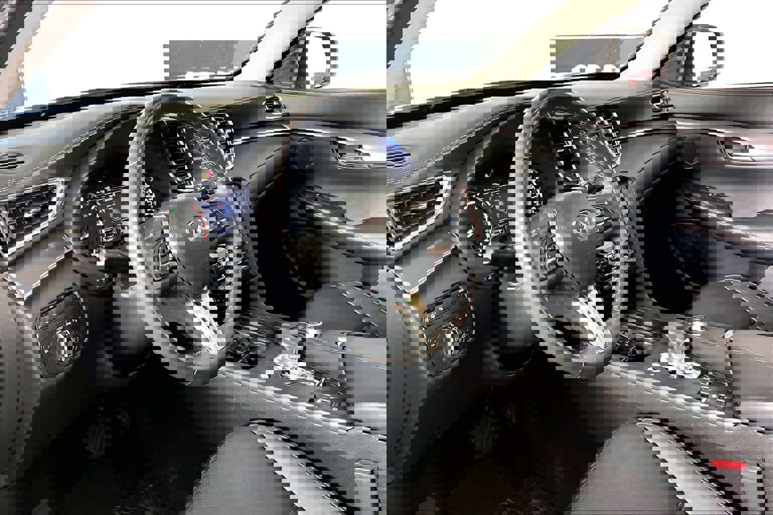 Used 2022 INFINITI QX50 Luxe image 15