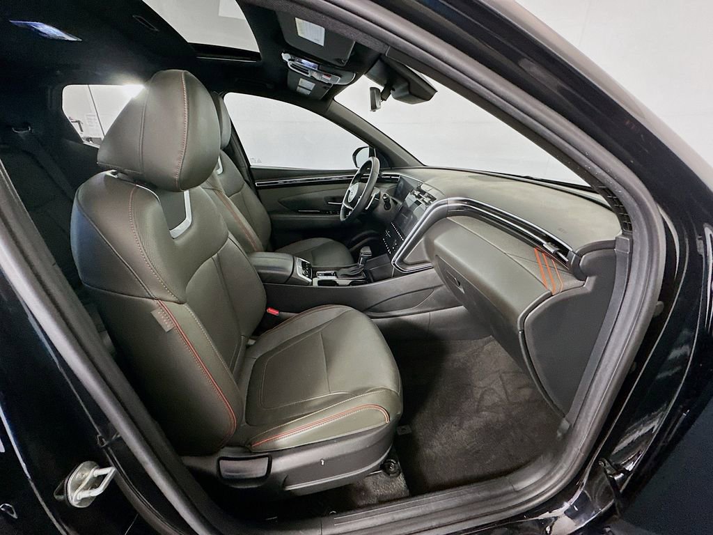 Certified 2023 Hyundai Santa Cruz Limited w/ Winter Package image 29