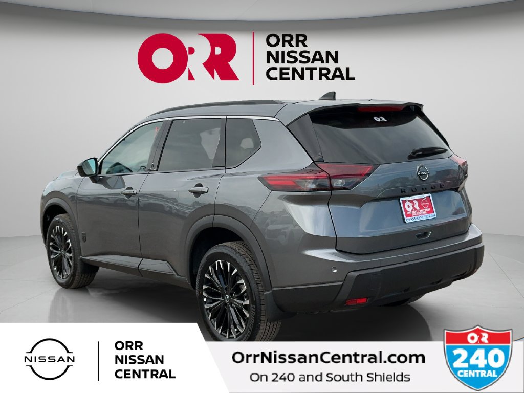 New 2027 Nissan Rogue Dark Armor FWD image 7