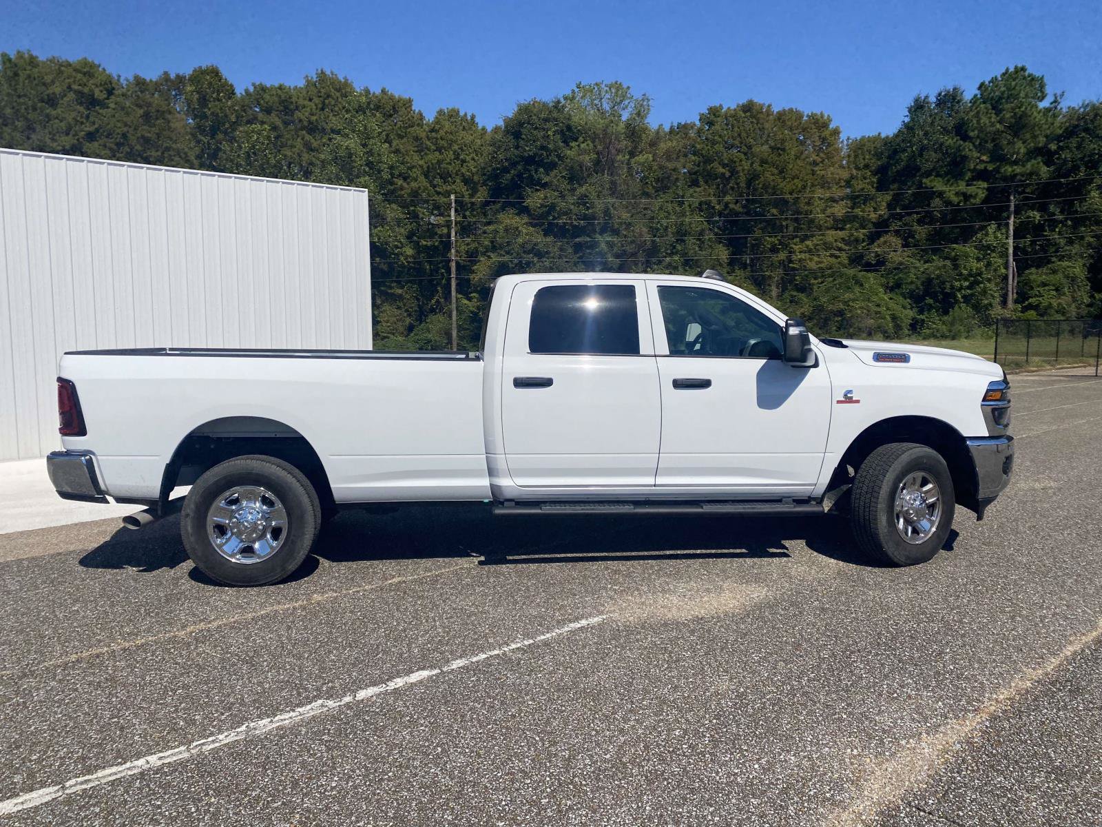 Used 2025 RAM 2500 Tradesman AWD/4WD image 8