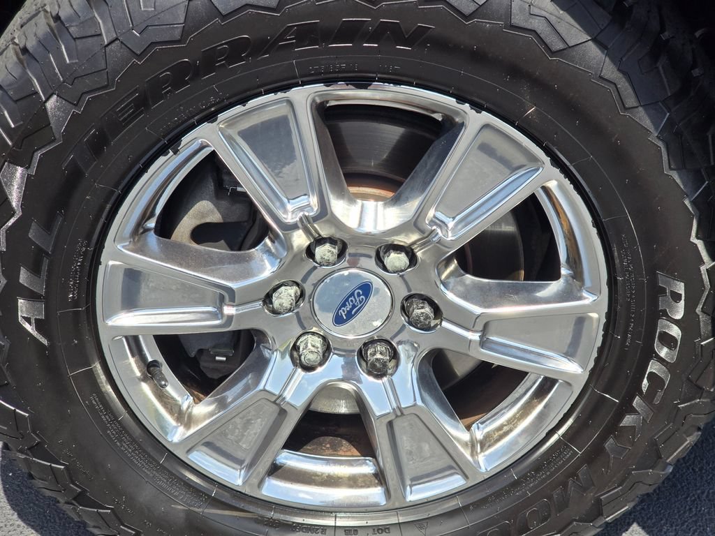 Used 2015 Ford F150 XLT w/ Equipment Group 302A Luxury AWD/4WD image 10