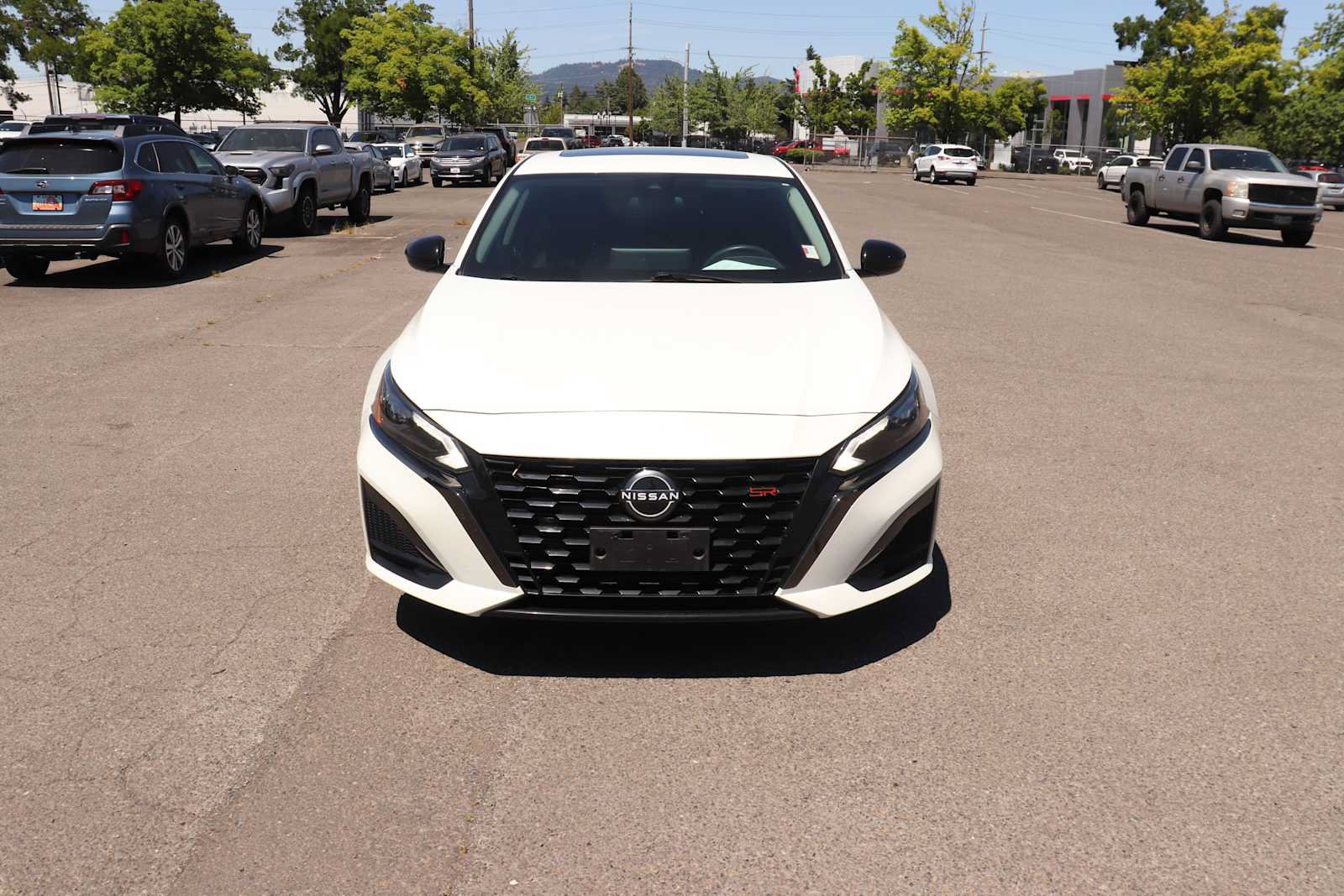 Used 2023 Nissan Altima 2.5 SR w/ SR Premium Package AWD/4WD video 2