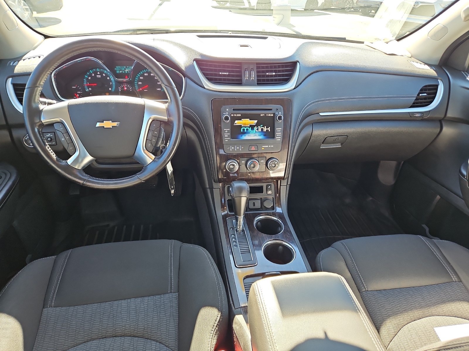 Used 2015 Chevrolet Traverse LT w/ Style and Technology Package AWD/4WD image 9