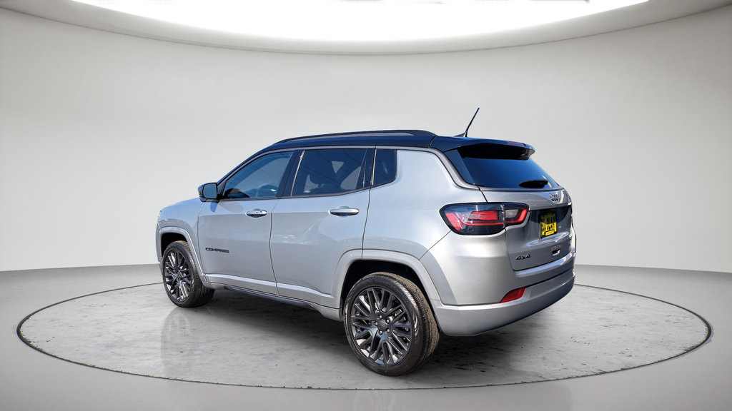 Used 2022 Jeep Compass High Altitude AWD/4WD image 5