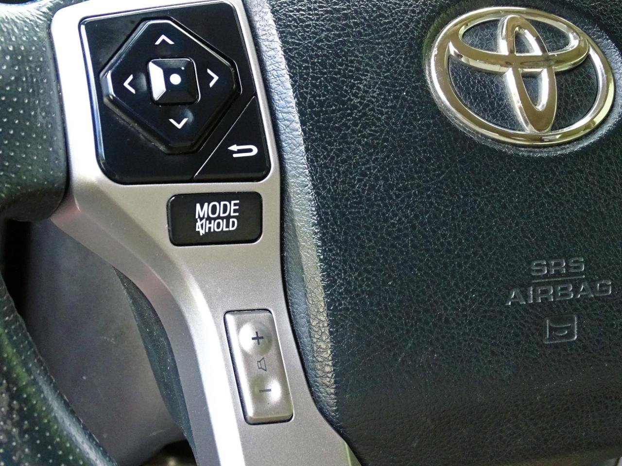 Used 2018 Toyota 4Runner SR5 RWD image 15