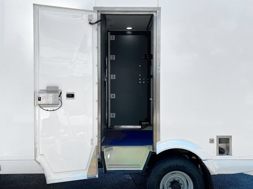 Used 2023 Ford E-350 and Econoline 350 Super Duty w/ Power Windows & Locks Group RWD image 31