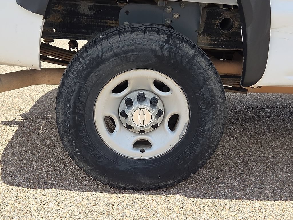Used 2006 Chevrolet Silverado 2500 W/T RWD image 13
