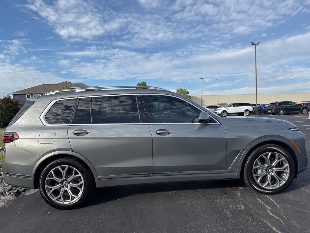 Used 2023 BMW X7 xDrive40i image 6