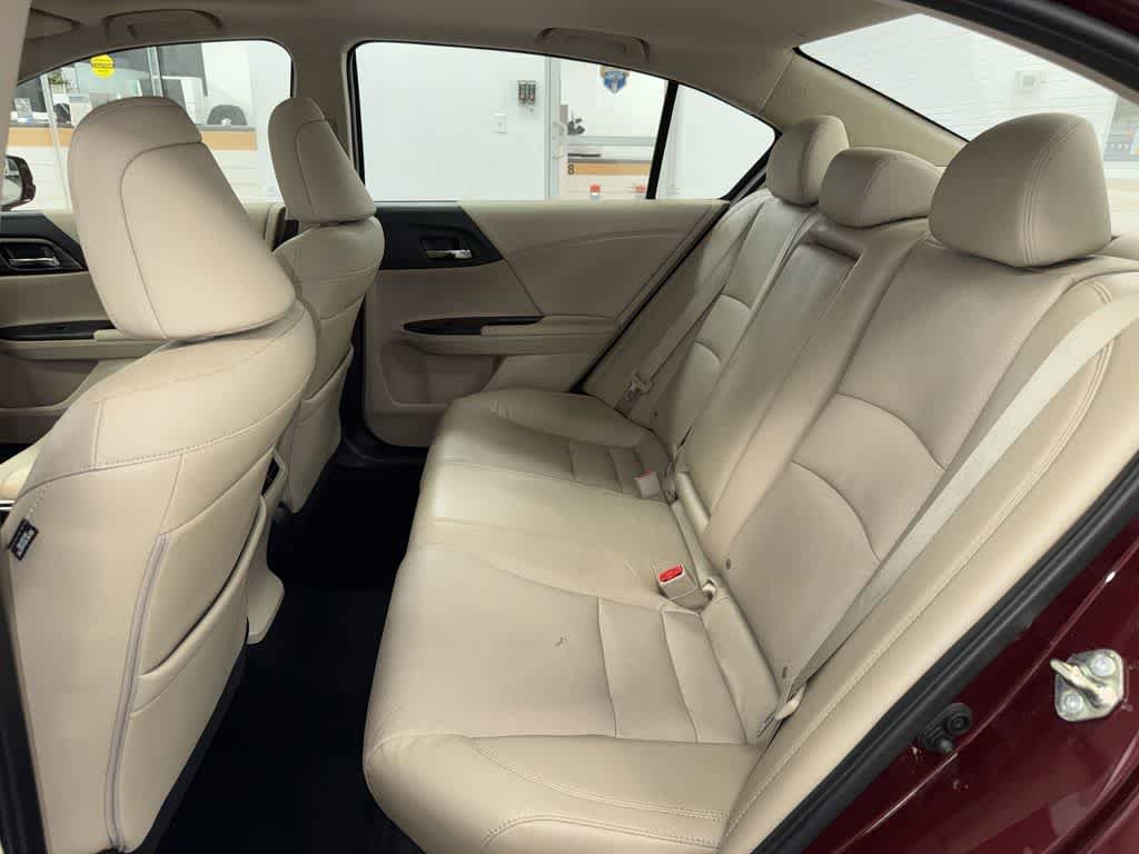 Used 2017 Honda Accord EX-L image 17