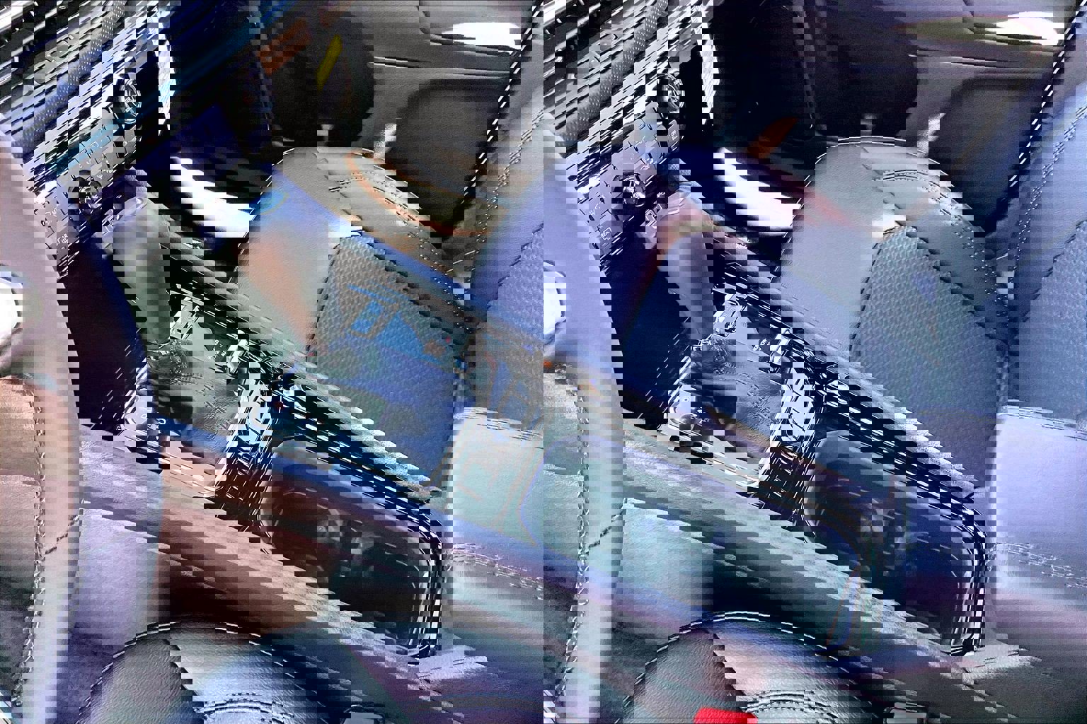 Used 2026 Jeep Compass Latitude image 18