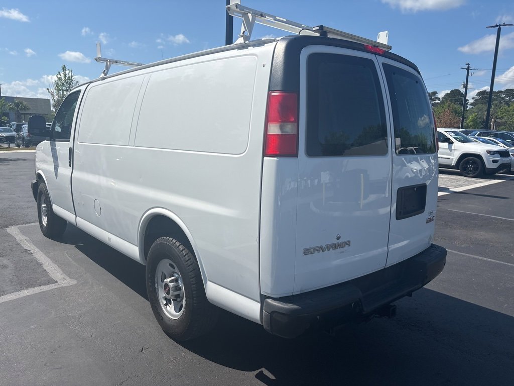 Used 2013 GMC Savana 2500 w/ Cold Climate Package image 5