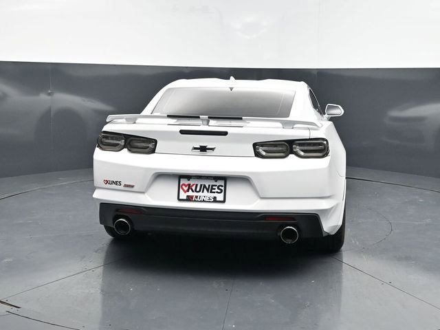 Used 2021 Chevrolet Camaro SS RWD image 8