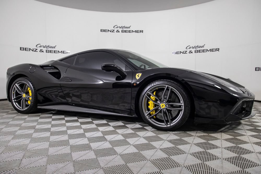 Used 2017 Ferrari 488 GTB RWD image 68