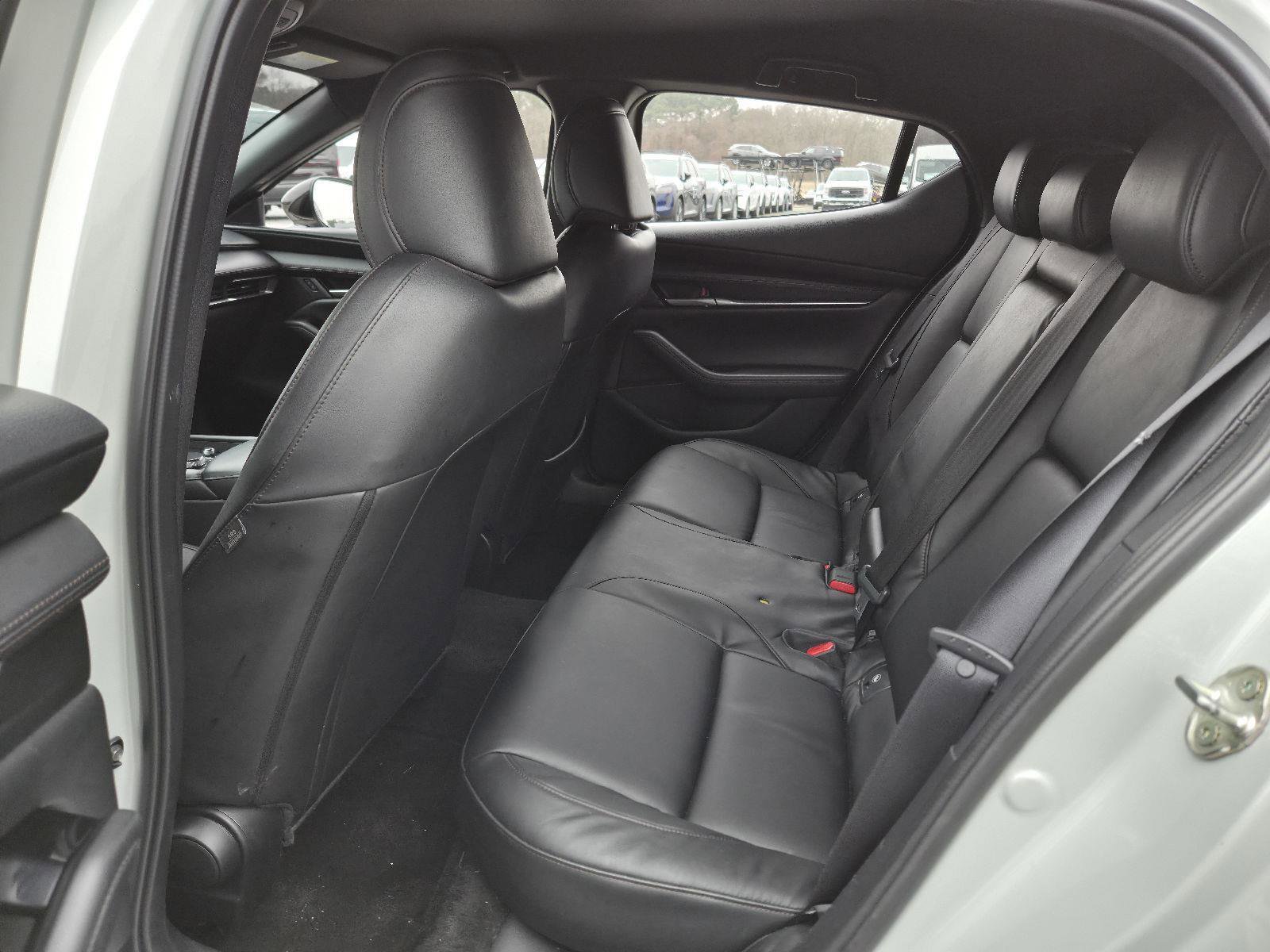 Used 2024 MAZDA MAZDA3 s image 12