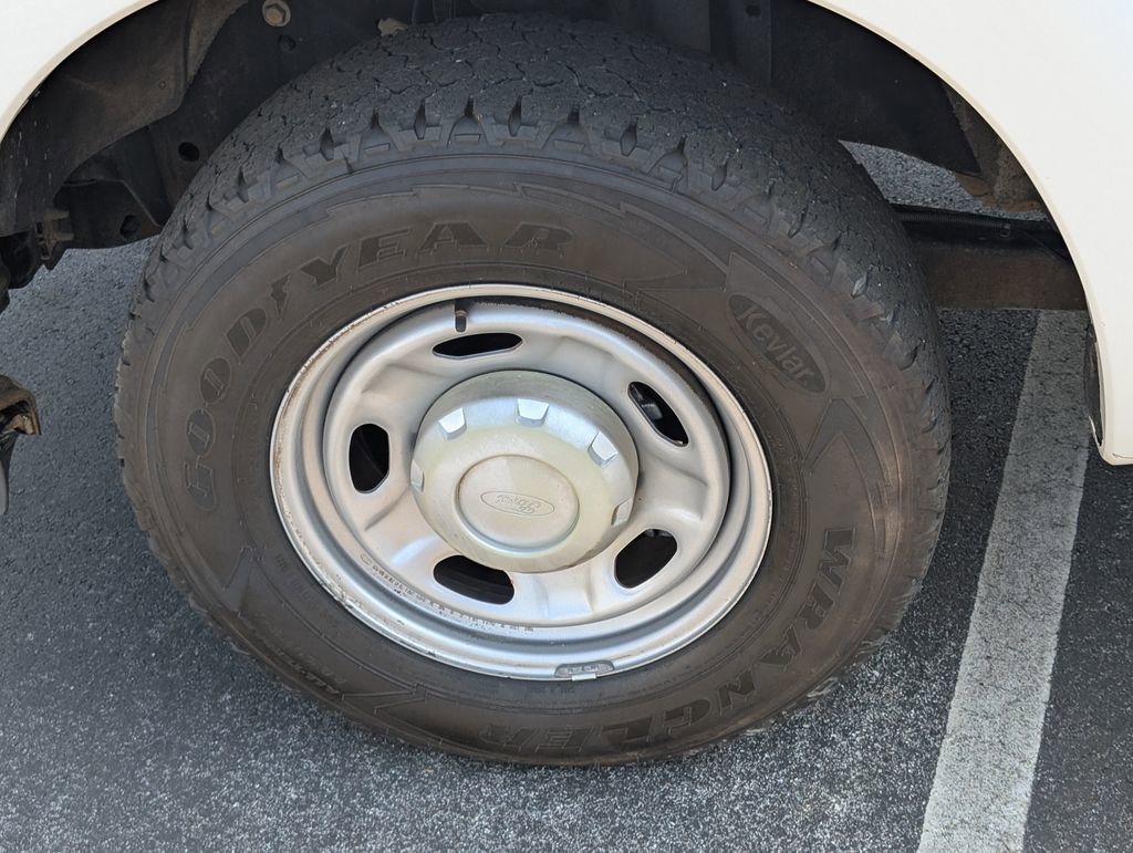 Used 2015 Ford F250 XL w/ Power Equipment Group image 19