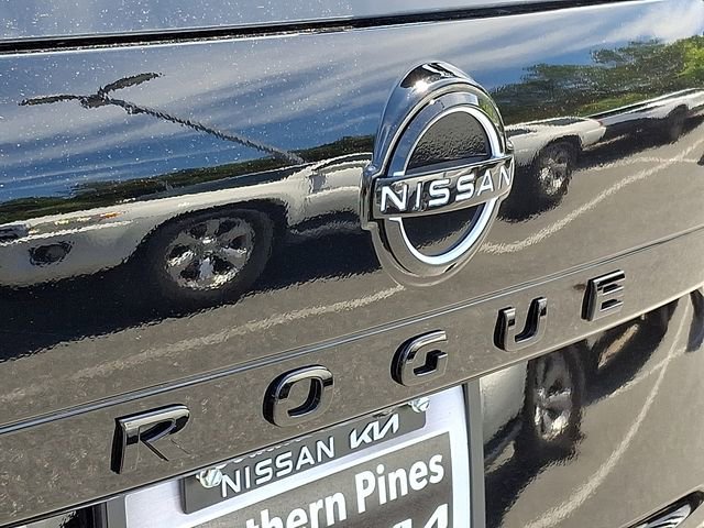 New 2026 Nissan Rogue SV FWD image 22