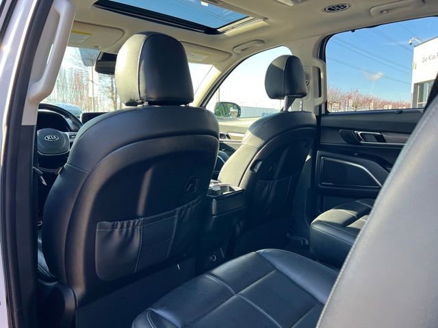 Used 2021 Kia Telluride SX w/ Towing Package FWD image 9