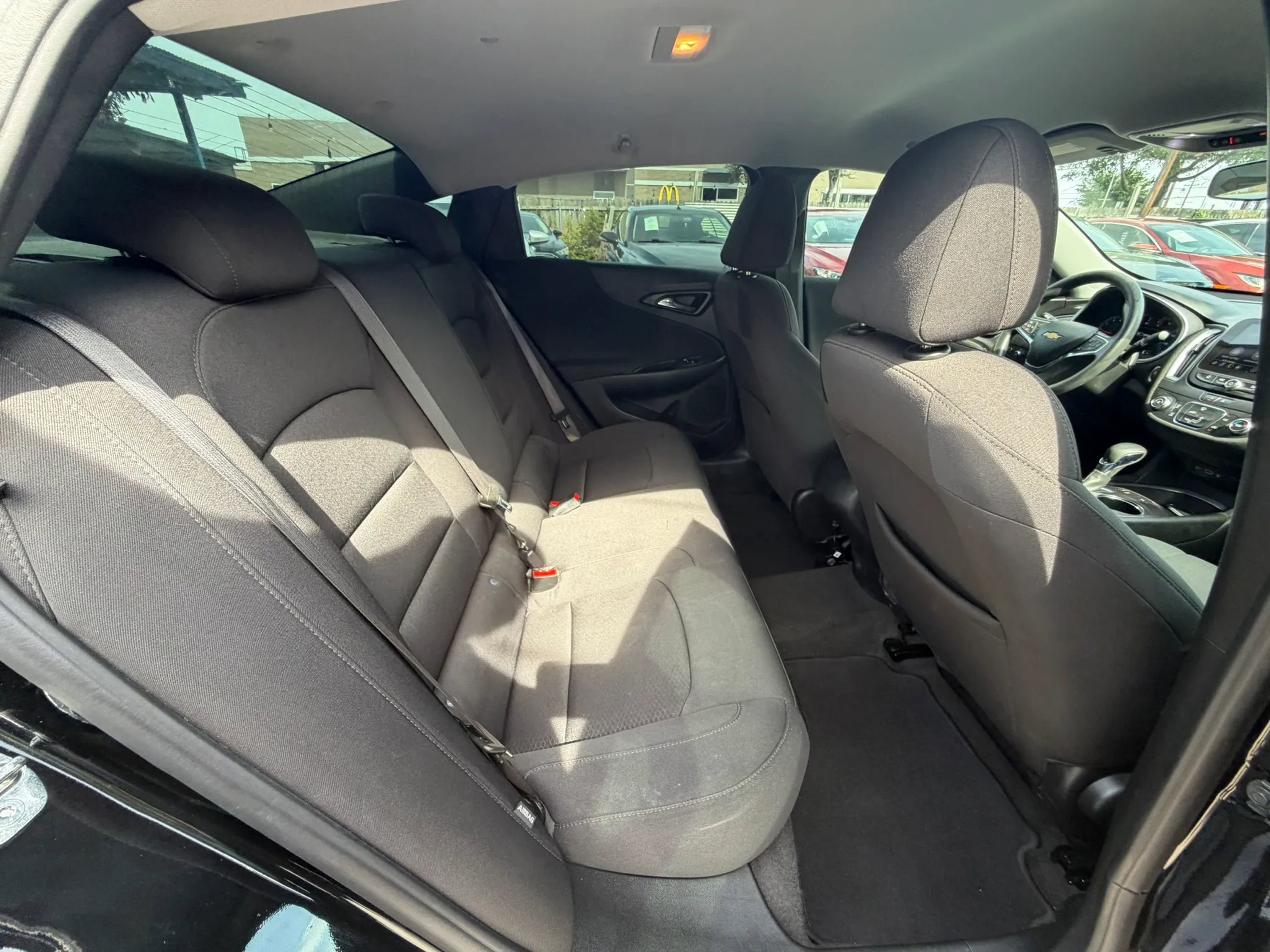 Used 2021 Chevrolet Malibu LS FWD image 11