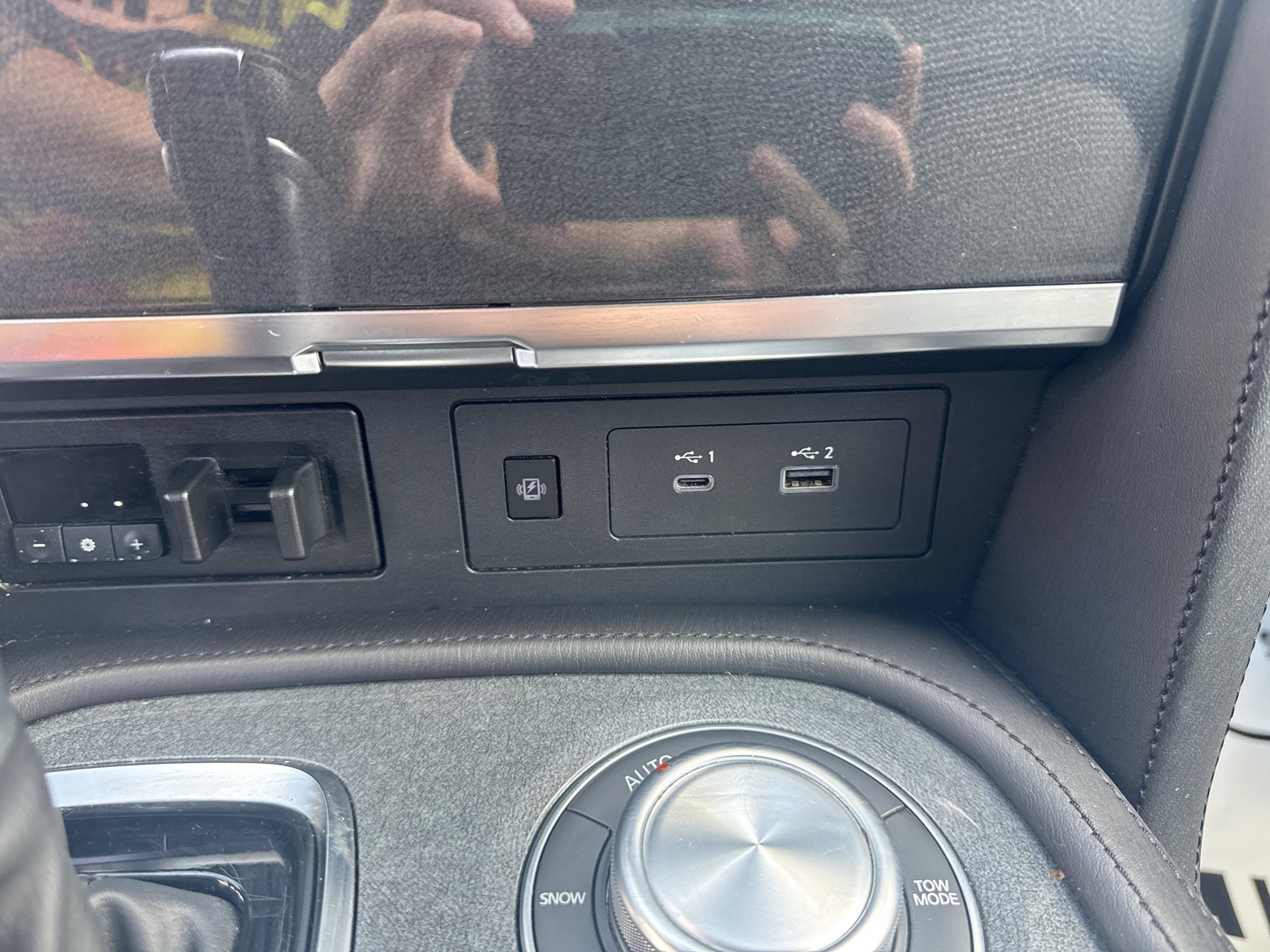Certified 2024 Nissan Armada SV AWD/4WD image 22