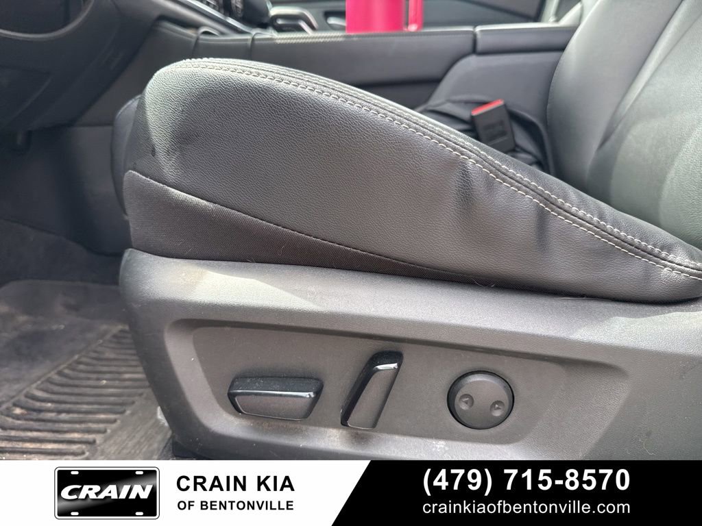 Used 2022 Nissan Rogue SL w/ SL Premium Package AWD/4WD image 17