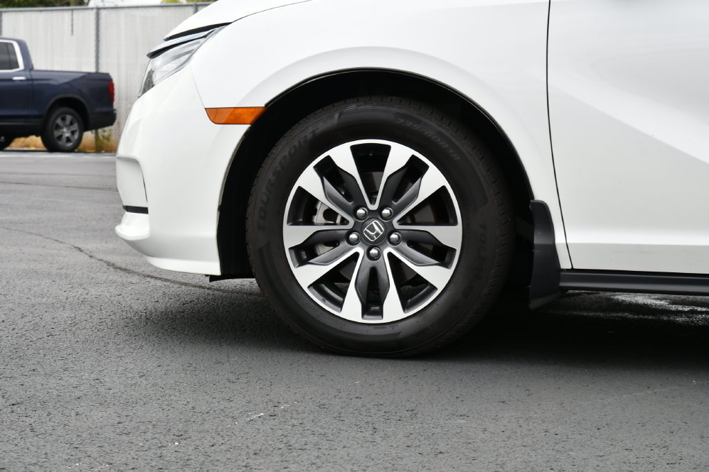 Used 2024 Honda Odyssey EX-L image 12