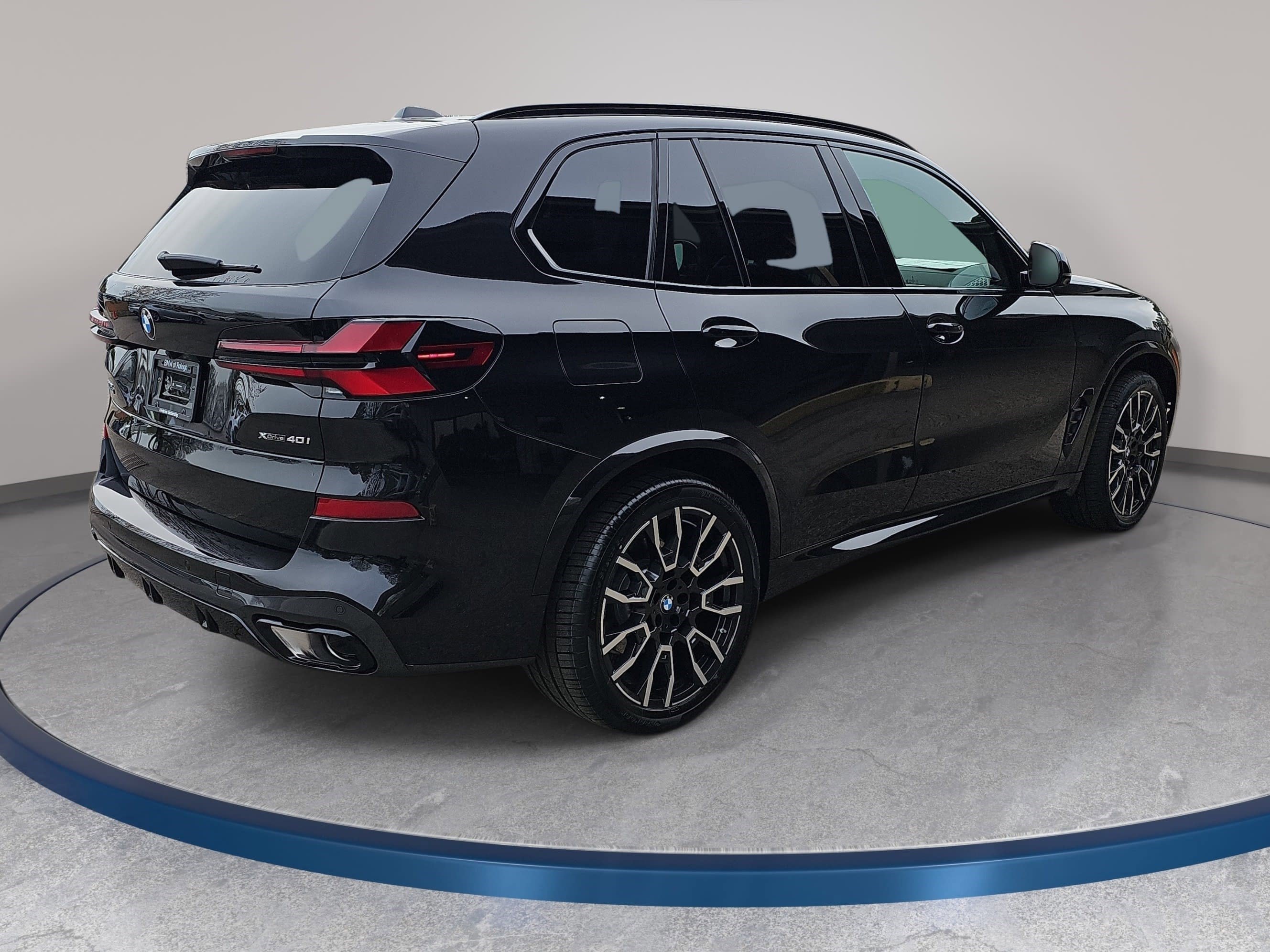 New 2026 BMW X5 xDrive40i w/ M Sport Package AWD/4WD image 5