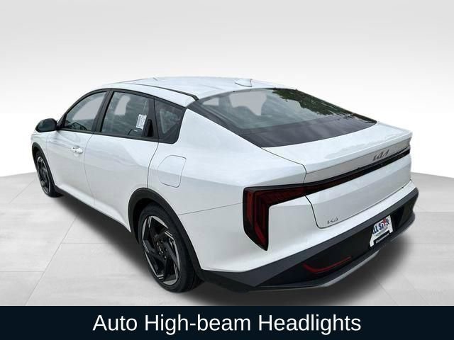 Used 2025 Kia K4 EX image 12