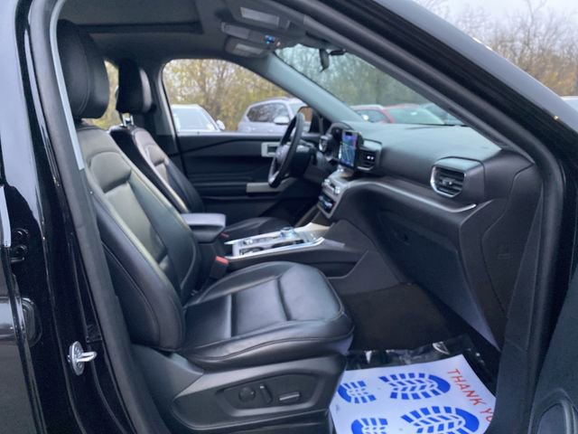 Certified 2023 Ford Explorer XLT w/ Equipment Group 202A image 30