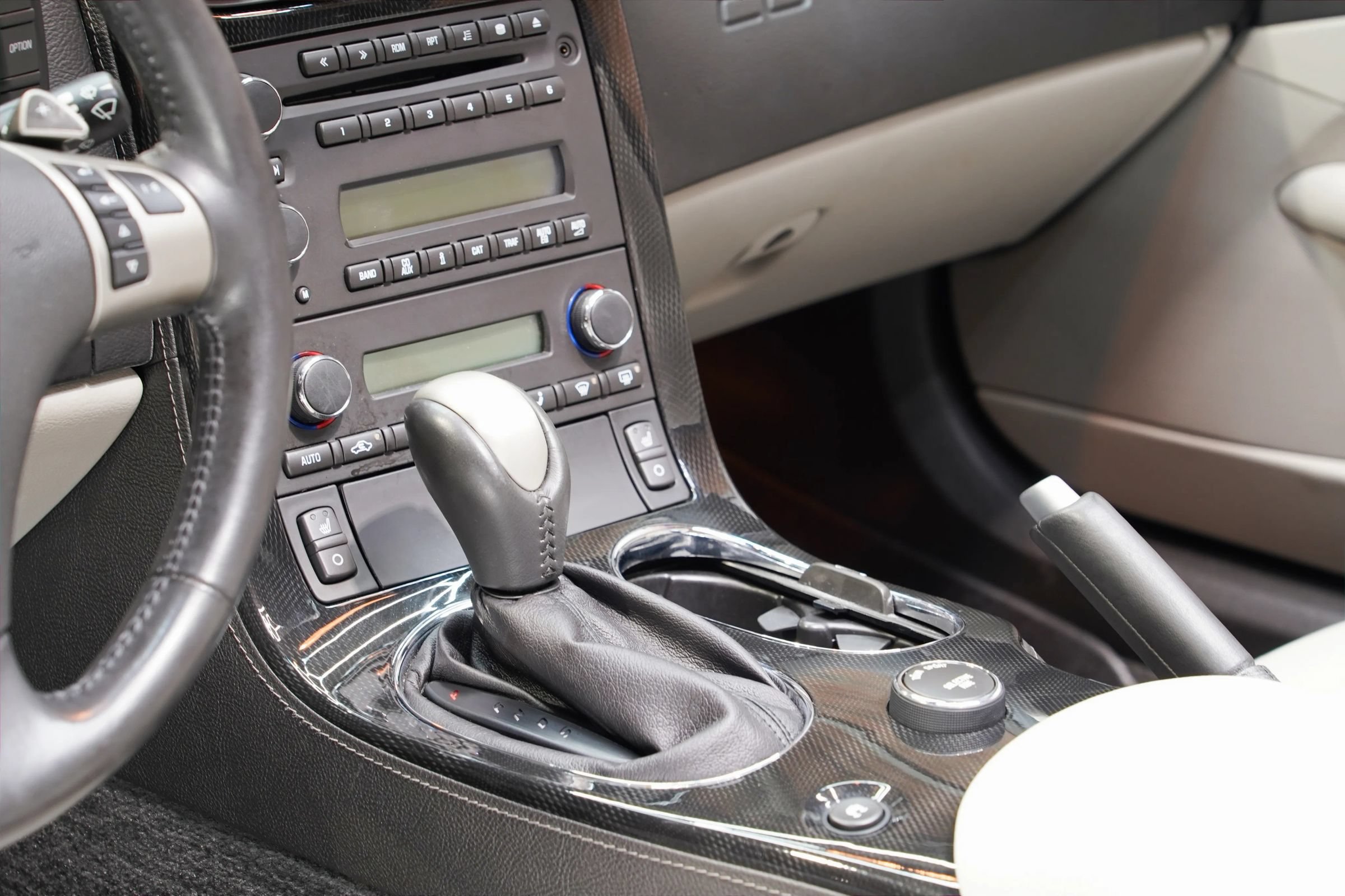 Used 2009 Chevrolet Corvette Coupe w/ Preferred Equipment Group RWD image 48