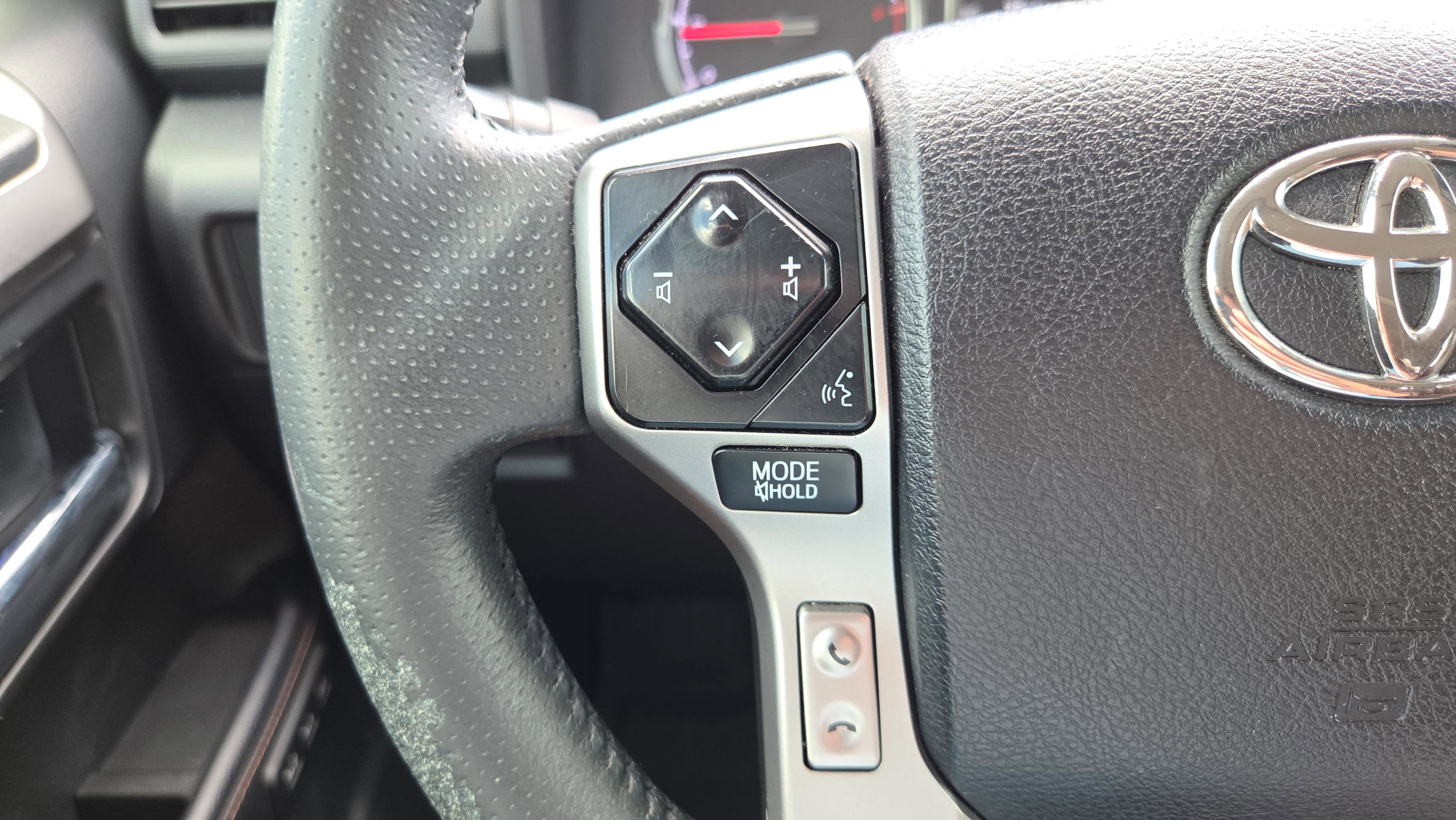 Certified 2022 Toyota 4Runner Limited AWD/4WD image 12