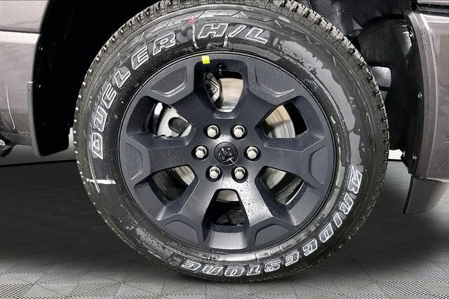 New 2026 RAM 1500 Express AWD/4WD image 11