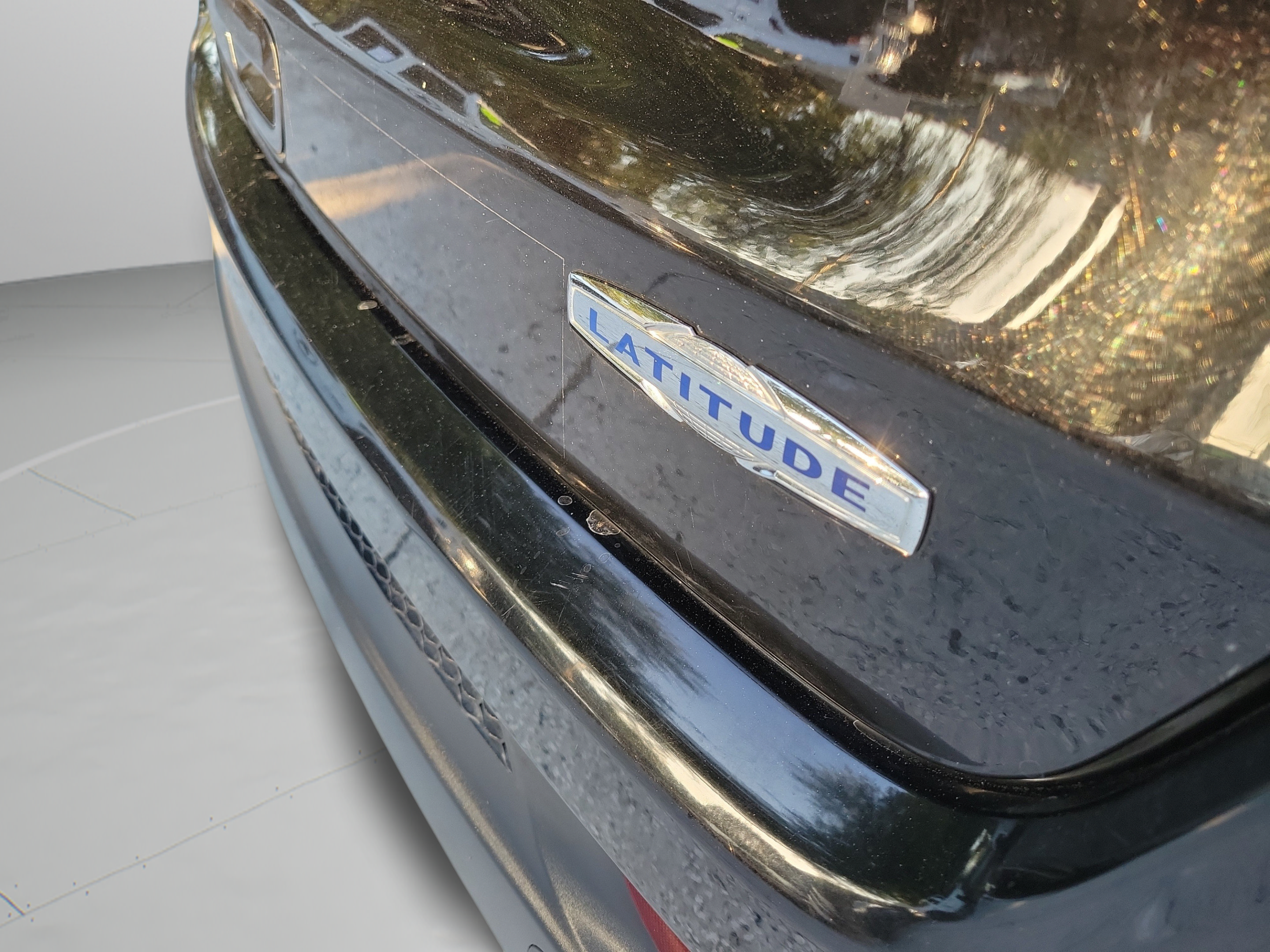 Used 2021 Jeep Compass Latitude FWD image 32