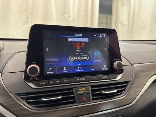 Used 2025 Nissan Altima 2.5 SV FWD image 25