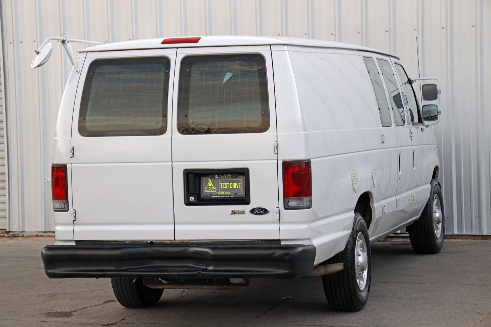Used 2010 Ford E-350 and Econoline 350 Extended Super Duty image 27