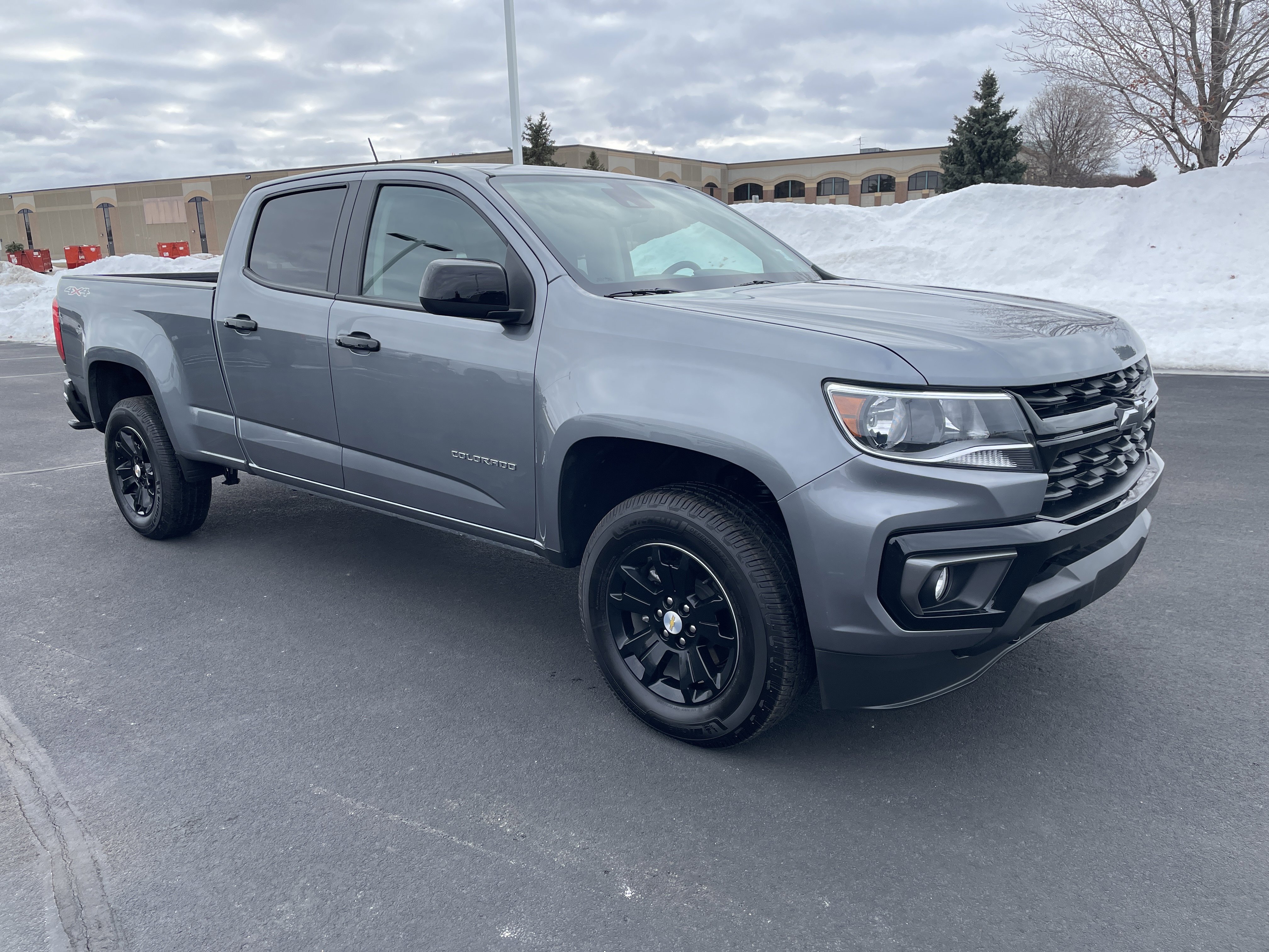 Used 2021 Chevrolet Colorado LT w/ Safety Package image 7