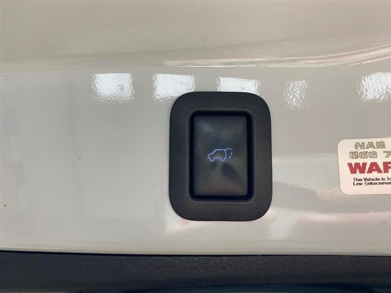 Used 2018 Toyota Highlander XLE AWD/4WD image 23