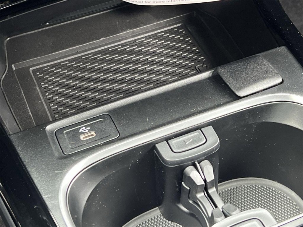 Certified 2025 Mercedes-Benz CLA 250 4MATIC image 32