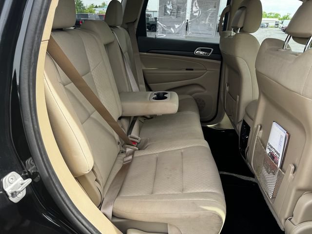 Certified 2022 Jeep Grand Cherokee Laredo E w/ Security & Convenience Group AWD/4WD image 16