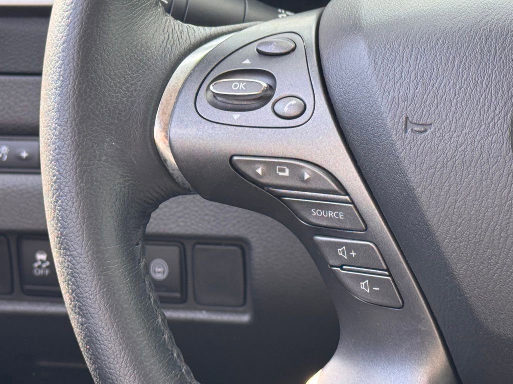 Certified 2024 Nissan Murano SV w/ SV Midnight Edition Package image 16