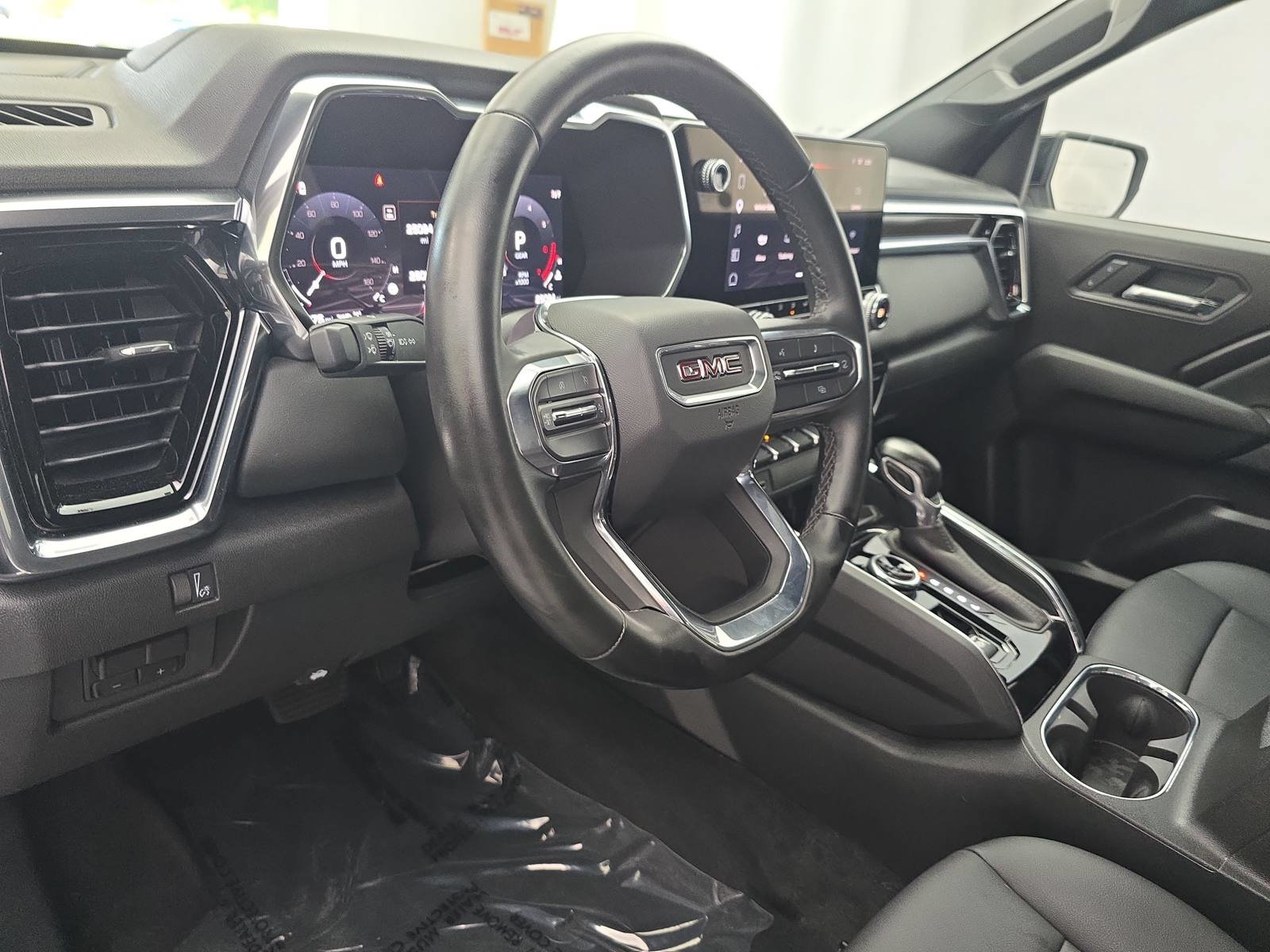 Used 2025 GMC Canyon Elevation w/ Convenience Package AWD/4WD image 15