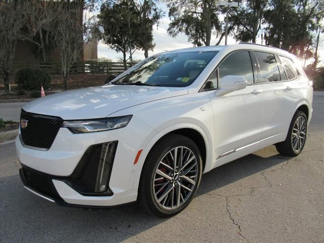 Used 2023 Cadillac XT6 Sport w/ Technology Package image 4