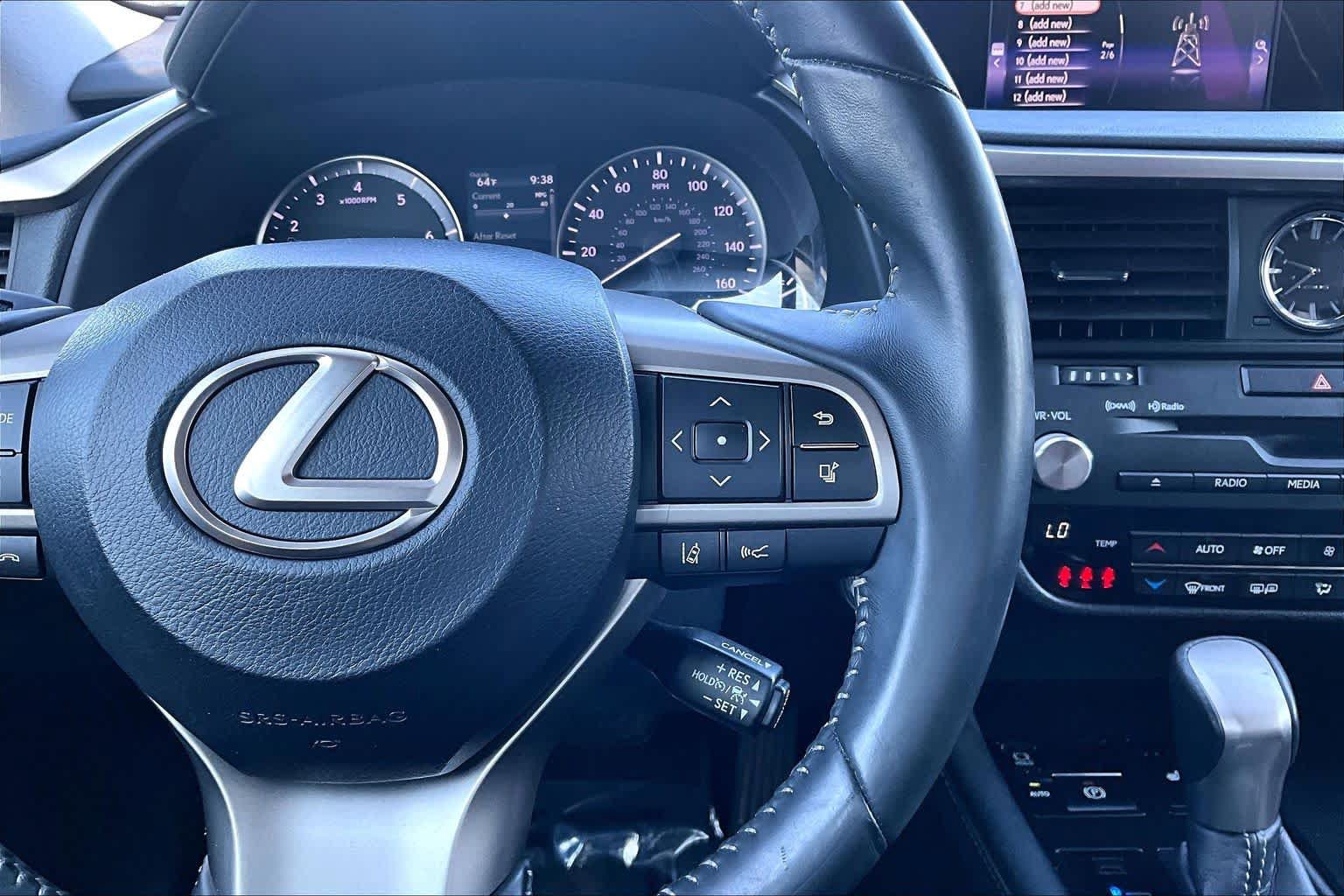 Used 2017 Lexus RX 350 FWD w/ Accessory Package image 24